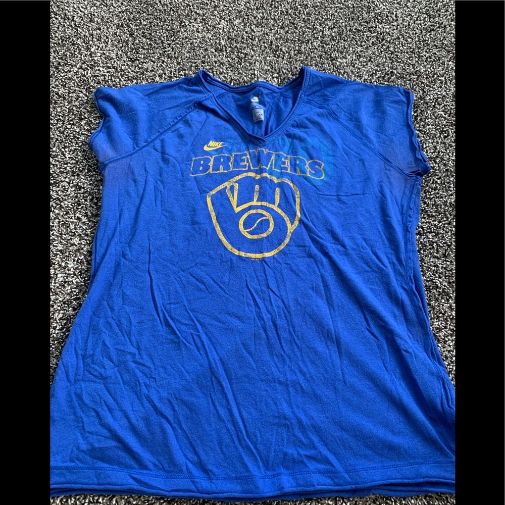 Women’s Nike Brewer T